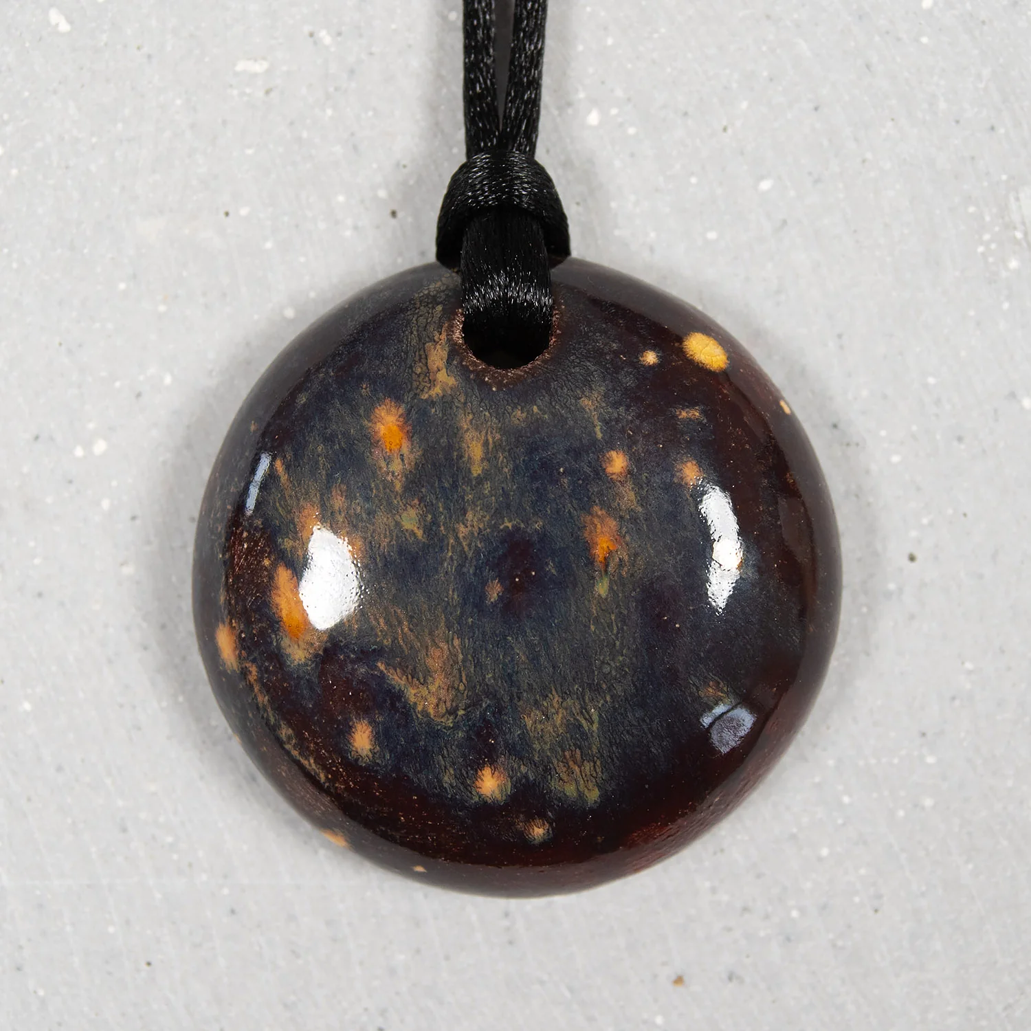 Kette mit EM-Kin Medaillon - Image 5